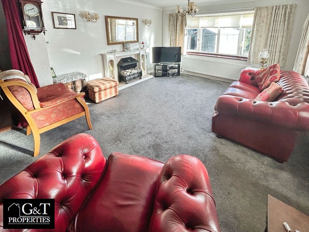 Property photo 2 of 22
