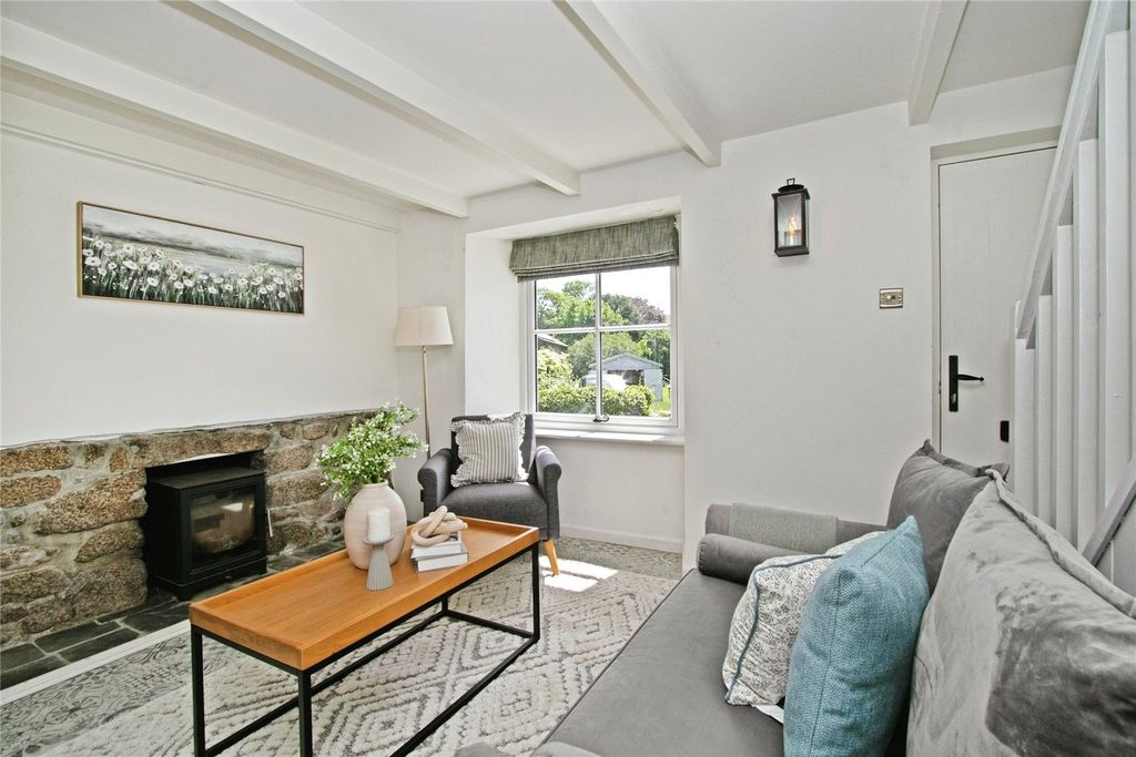 Property photo 2 of 9 Picture No. 34