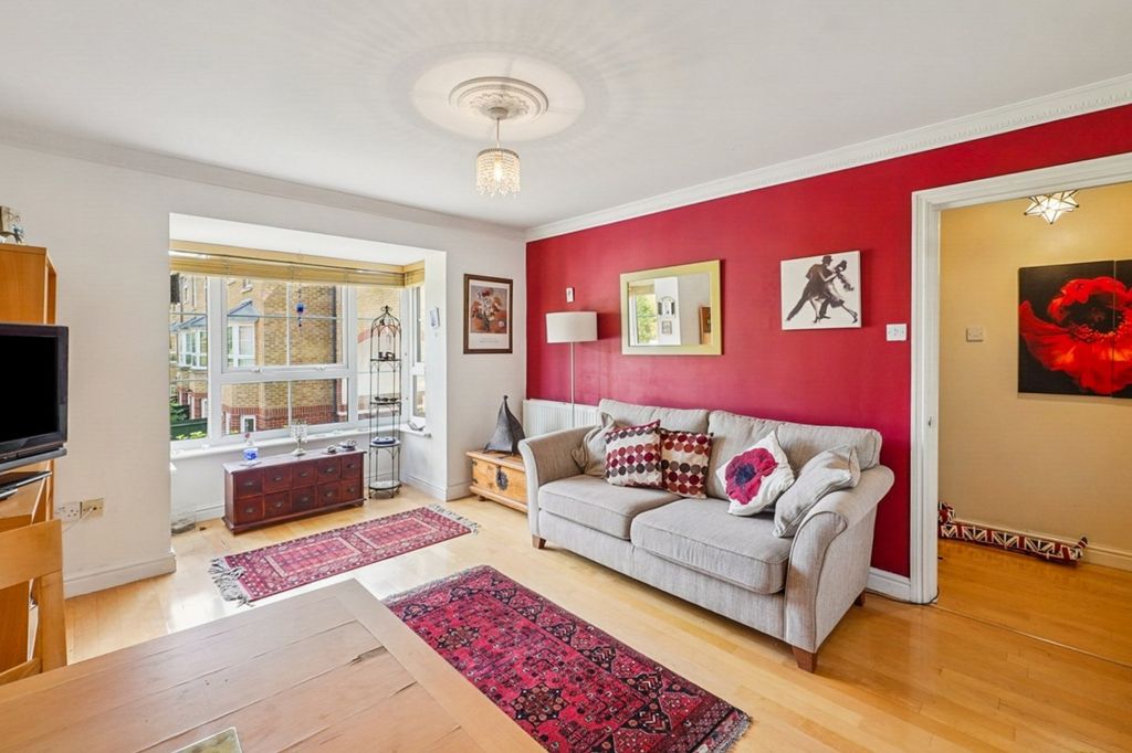 Property photo 2 of 16