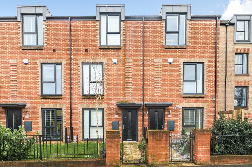 Property photo 1 of 22 1-69Ac5B13Edb88-1...