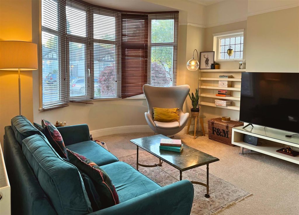 Property photo 2 of 37 8.Jpg
