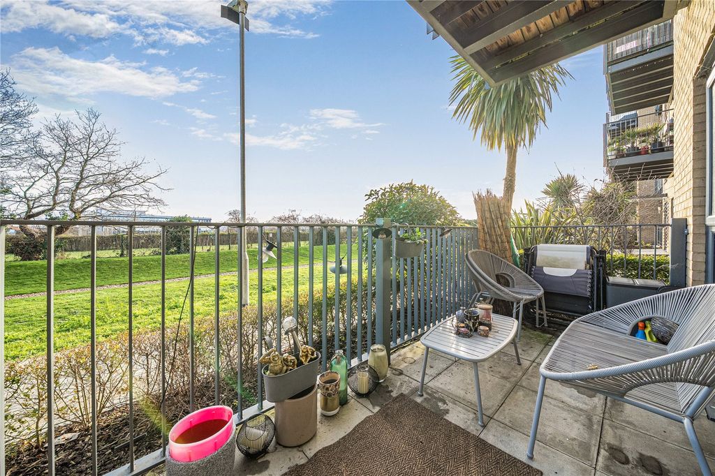 Property photo 1 of 17 Picture No. 13