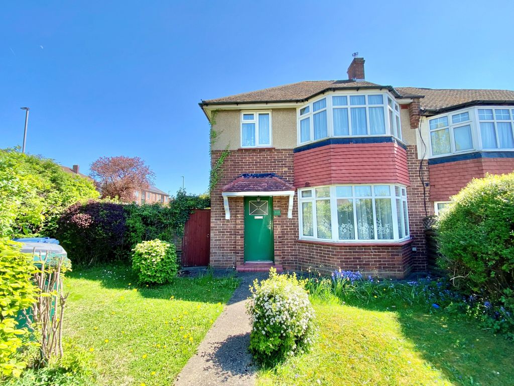 Property photo 1 of 21