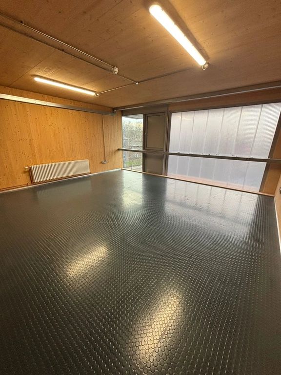 Property photo 3 of 9 Geb000121Pw79d0Ugvtw.Jpg