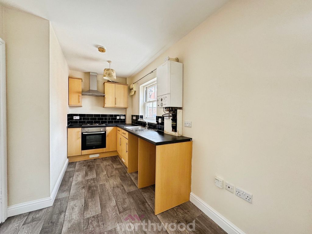 Property photo 2 of 7