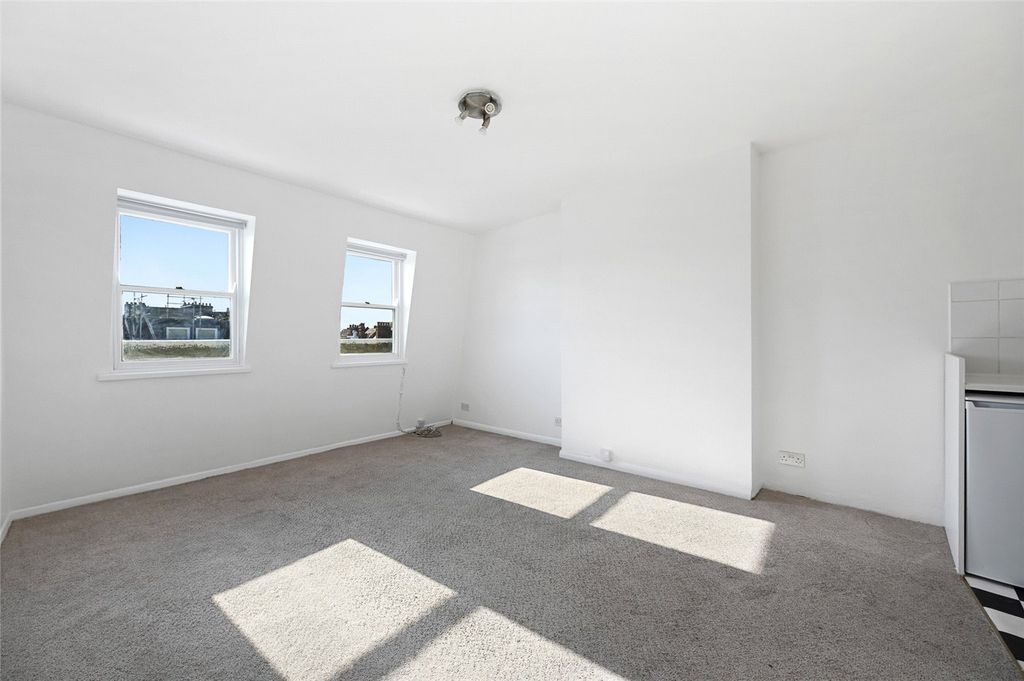 Property photo 2 of 7 Picture No. 05