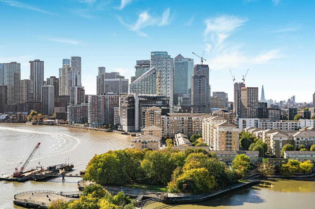 Property photo 2 of 29