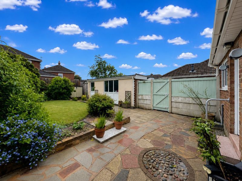 Property photo 2 of 25 Rear Garden