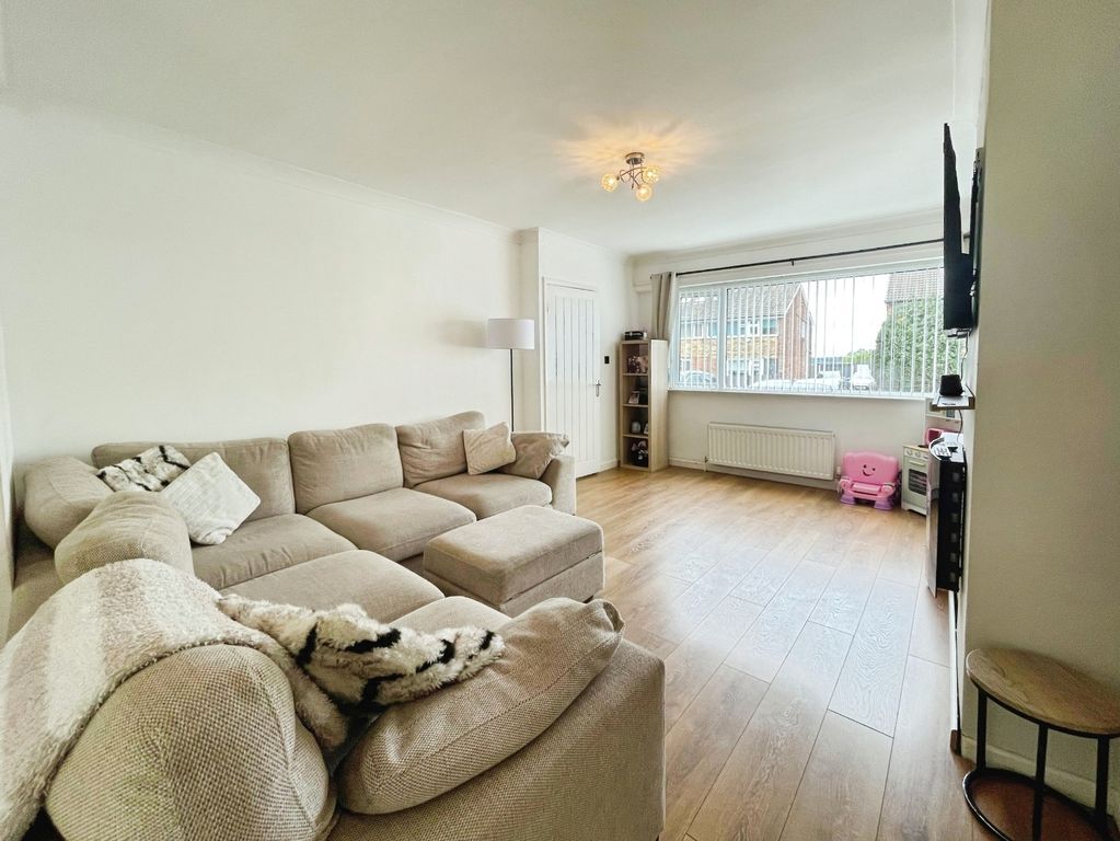 Property photo 3 of 16 Living Room