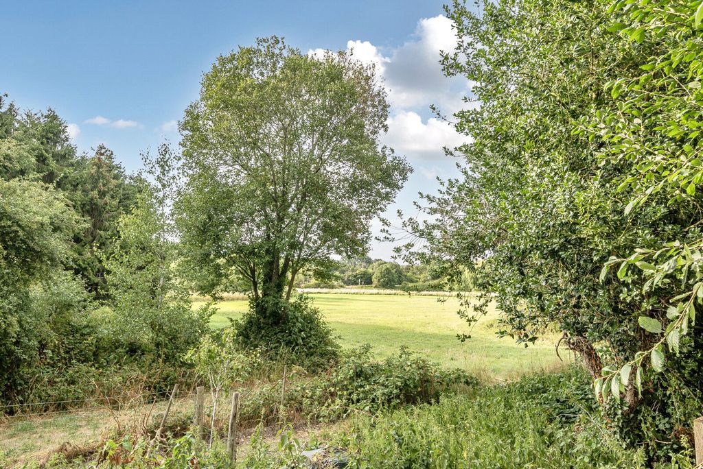 Property photo 2 of 15 Picture No. 31
