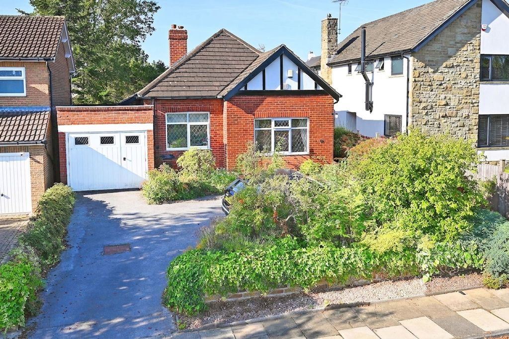 Property photo 1 of 28