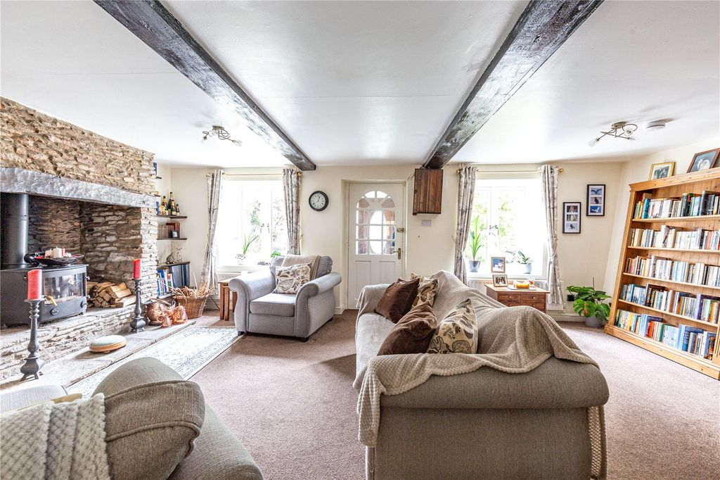 Property photo 3 of 26 Picture No. 10