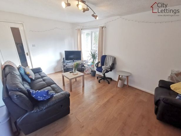 Property photo 3 of 14