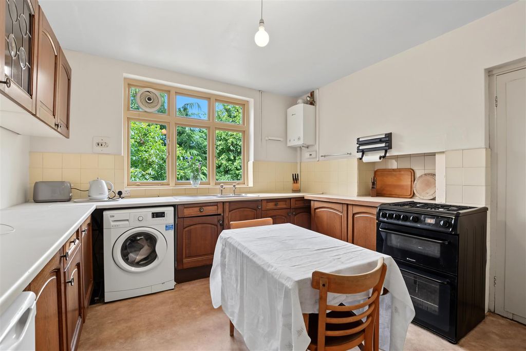 Property photo 3 of 15 Kitchen_1.Jpeg