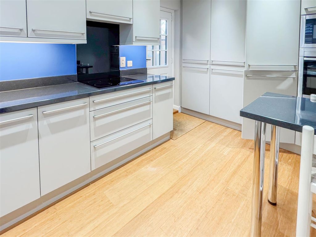 Property photo 3 of 17 Img_2079.Jpg