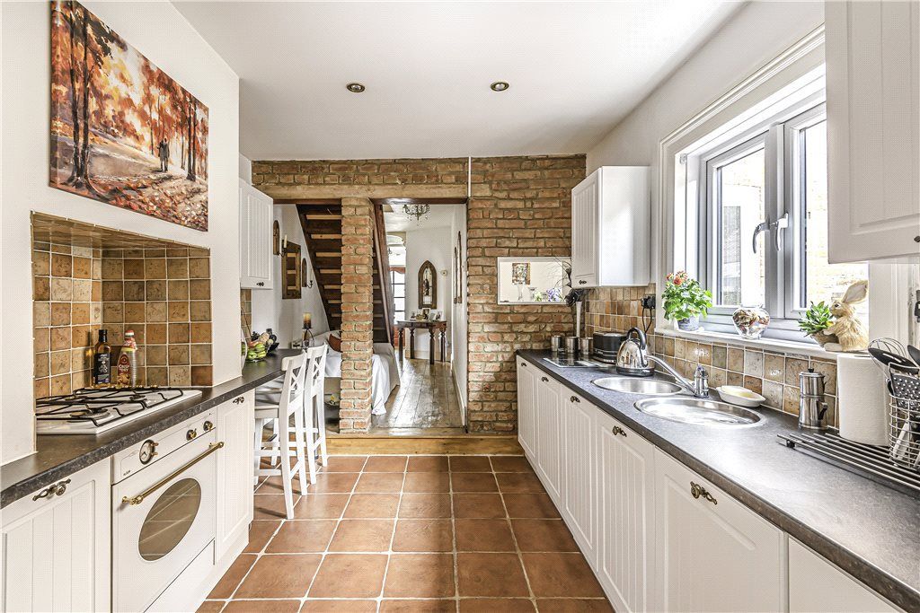 Property photo 3 of 8