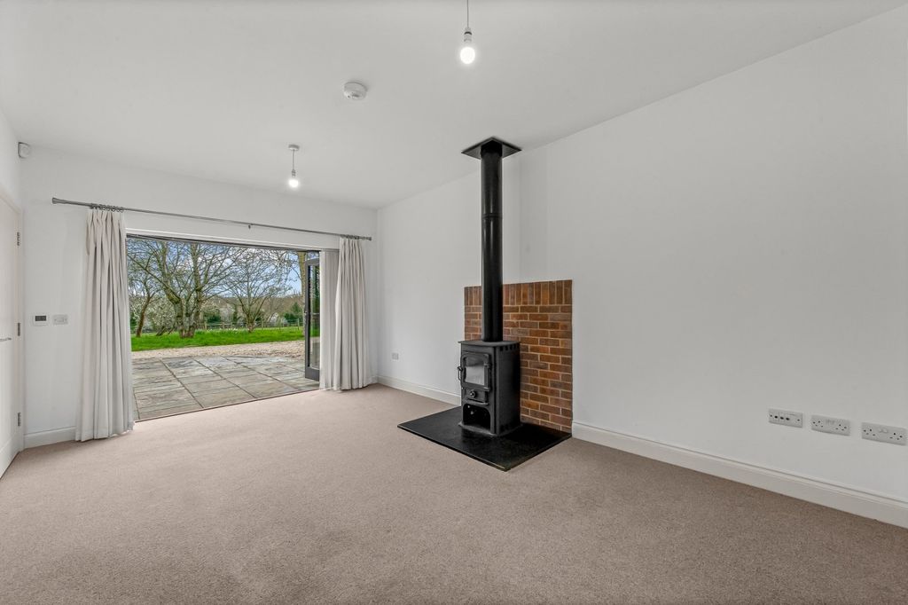 Property photo 3 of 18 Picture No. 18