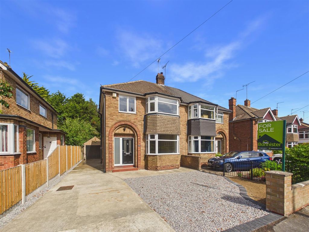 Property photo 1 of 14 Cam05451G0-Pr0209-Still017.Jpg