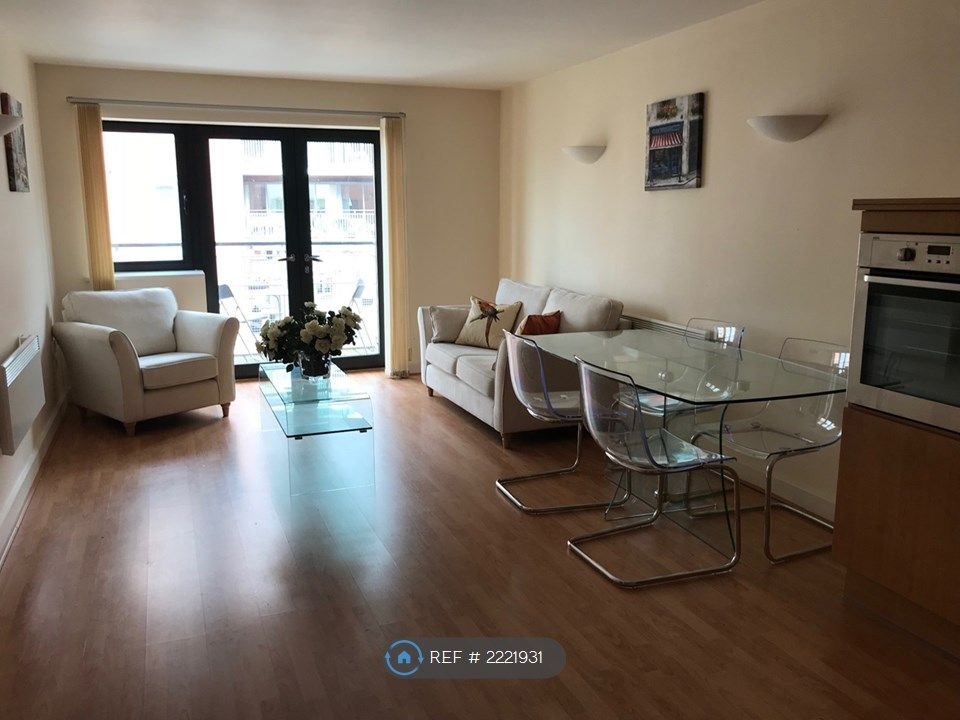 Property photo 2 of 13