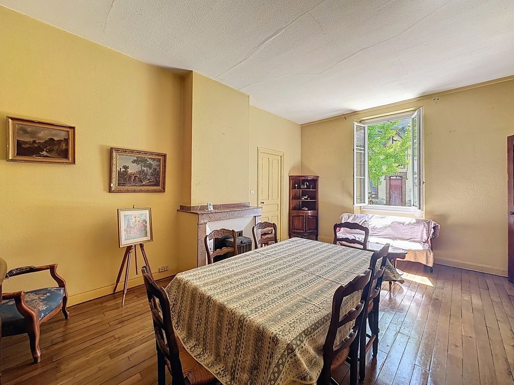 Property photo 3 of 21