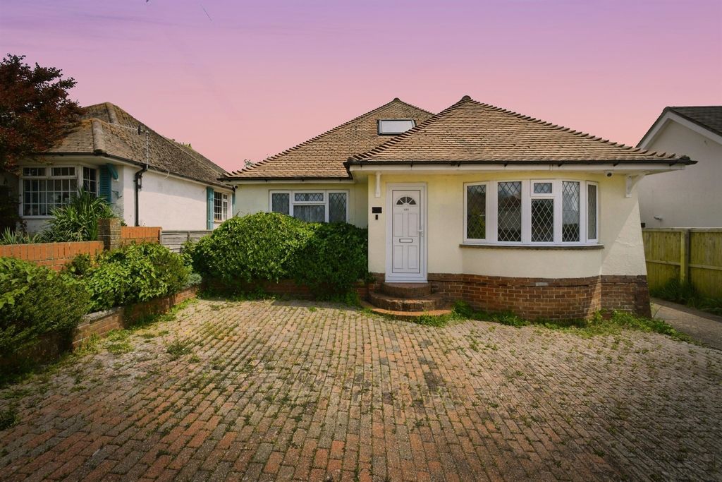 Property photo 3 of 19
