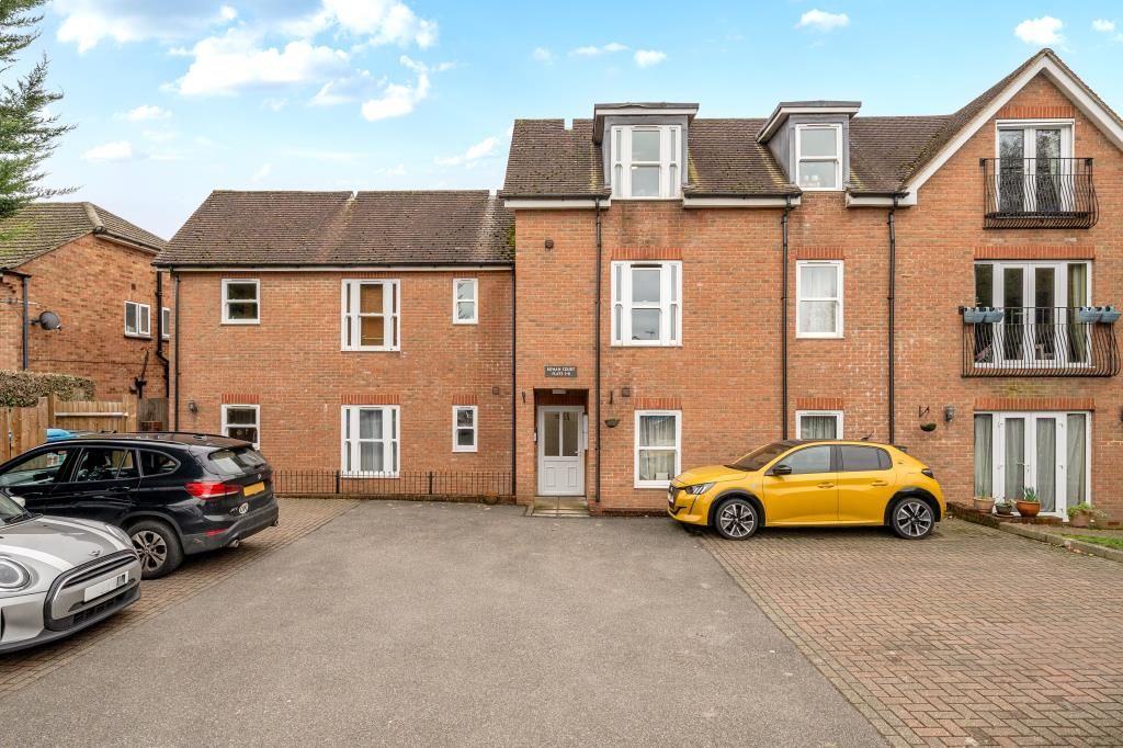 Property photo 1 of 18 External View