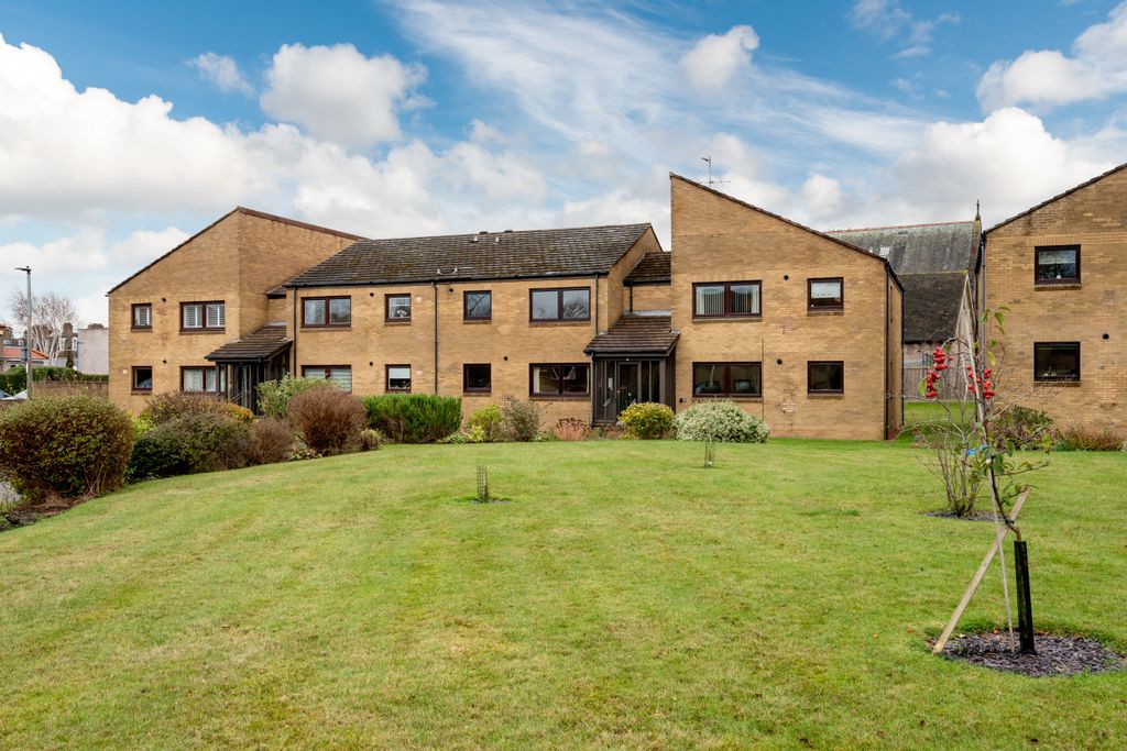 Property photo 1 of 16 Primary Property Image