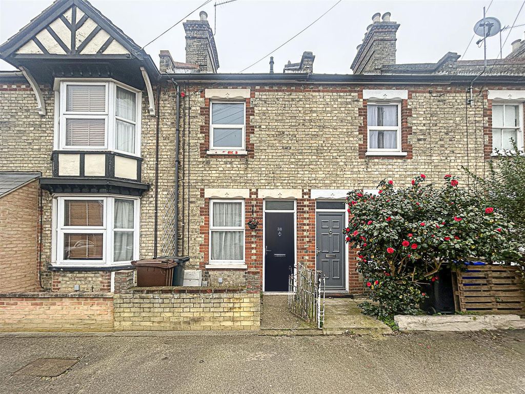 Property photo 1 of 17 Front.Jpg