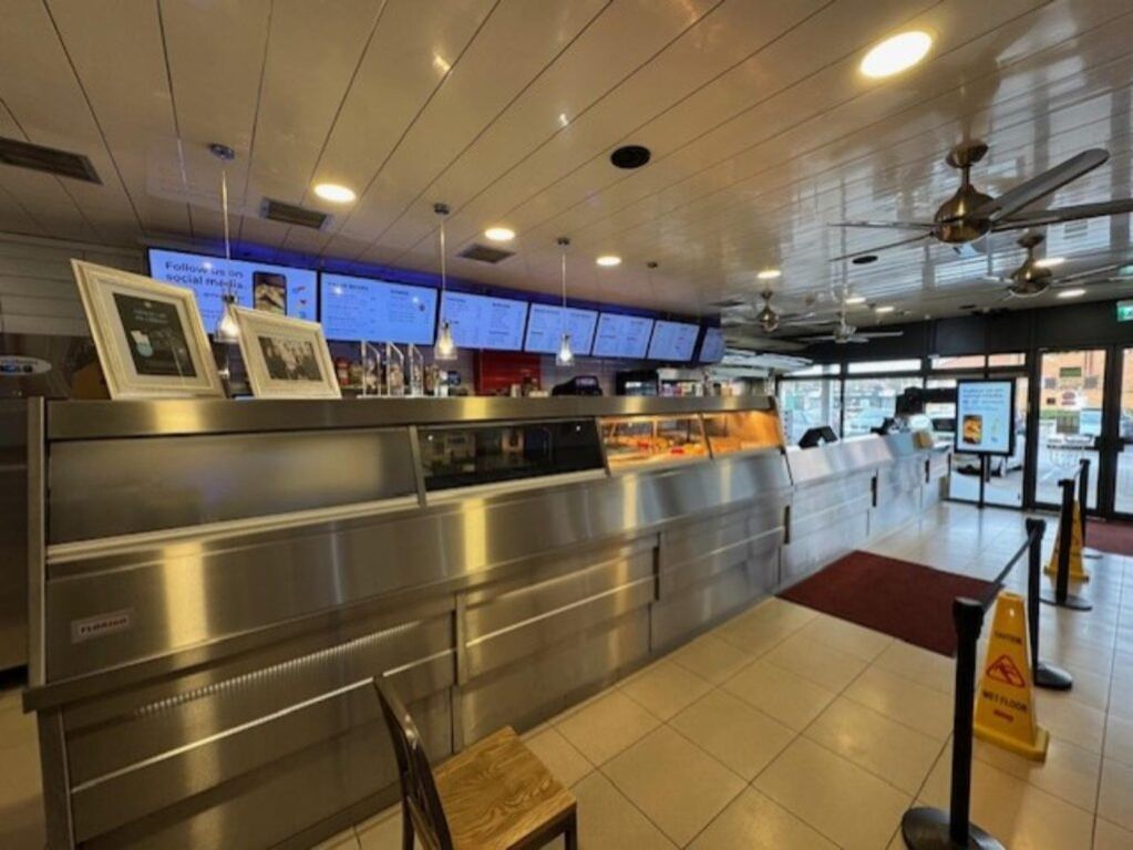 Property photo 3 of 31