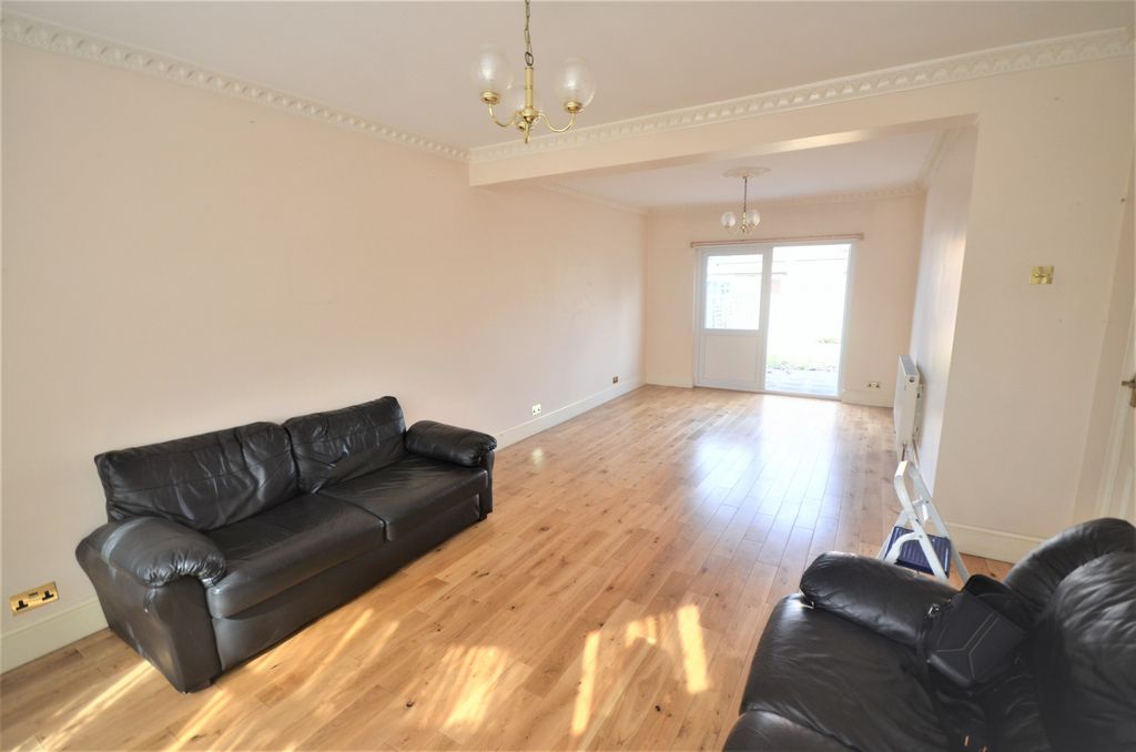 Property photo 3 of 14 Gallery