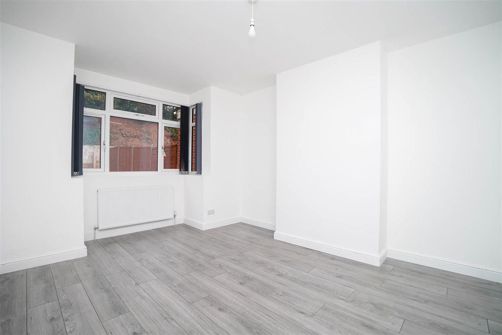 Property photo 3 of 16 Photo-2.Jpg