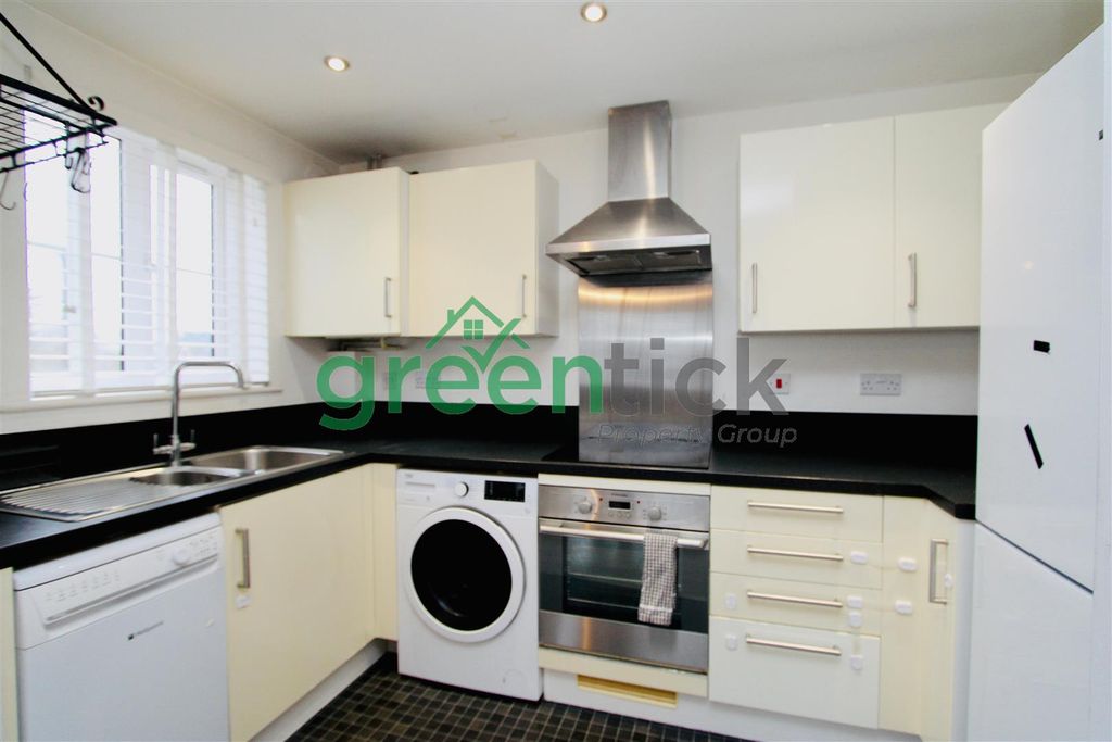 Property photo 3 of 12 Img_0692.Jpg
