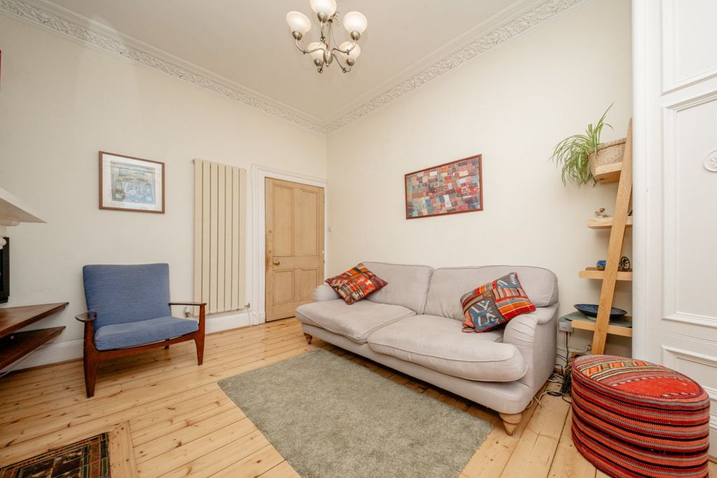 Property photo 3 of 14 Picture 3