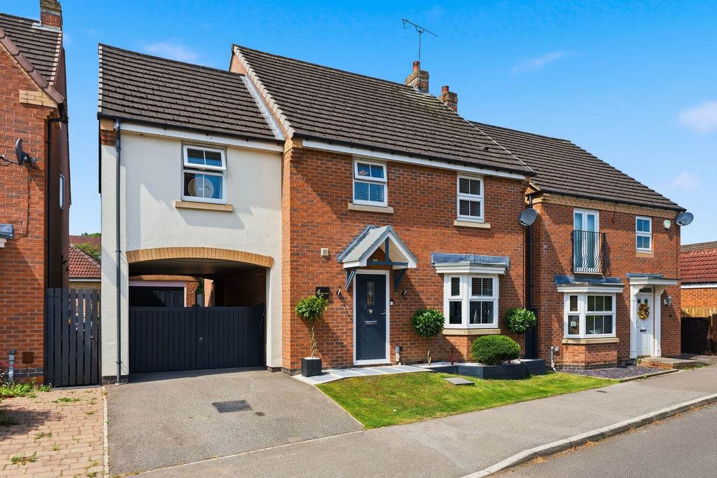 Property photo 1 of 57