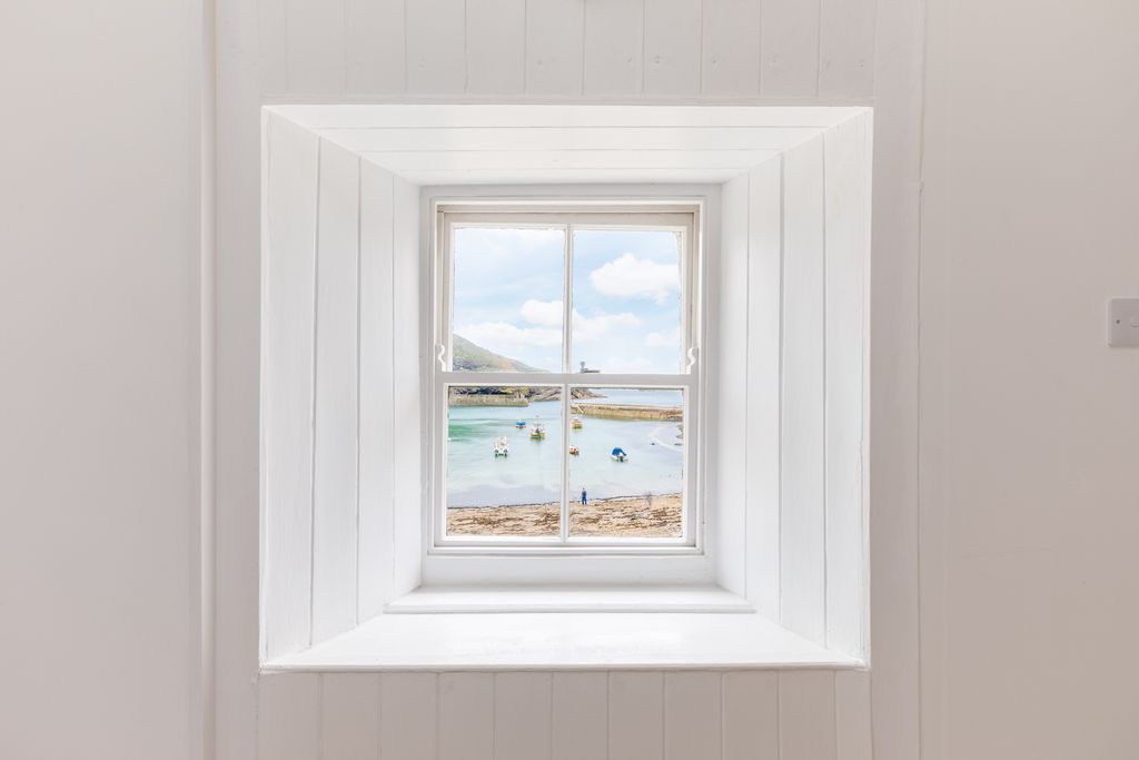 Property photo 1 of 18 Market House