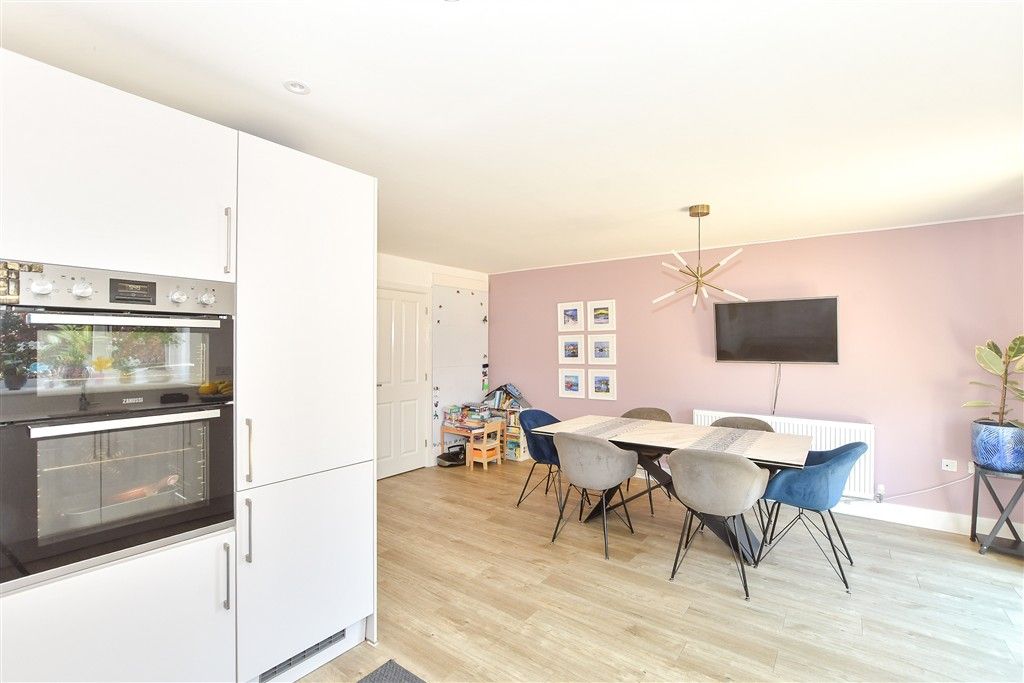 Property photo 3 of 18 Kitchen/Dining Room