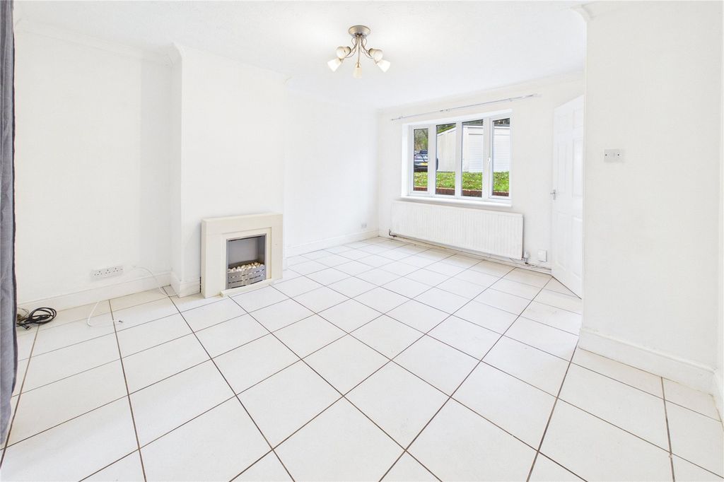 Property photo 2 of 15 Living/Dining Area