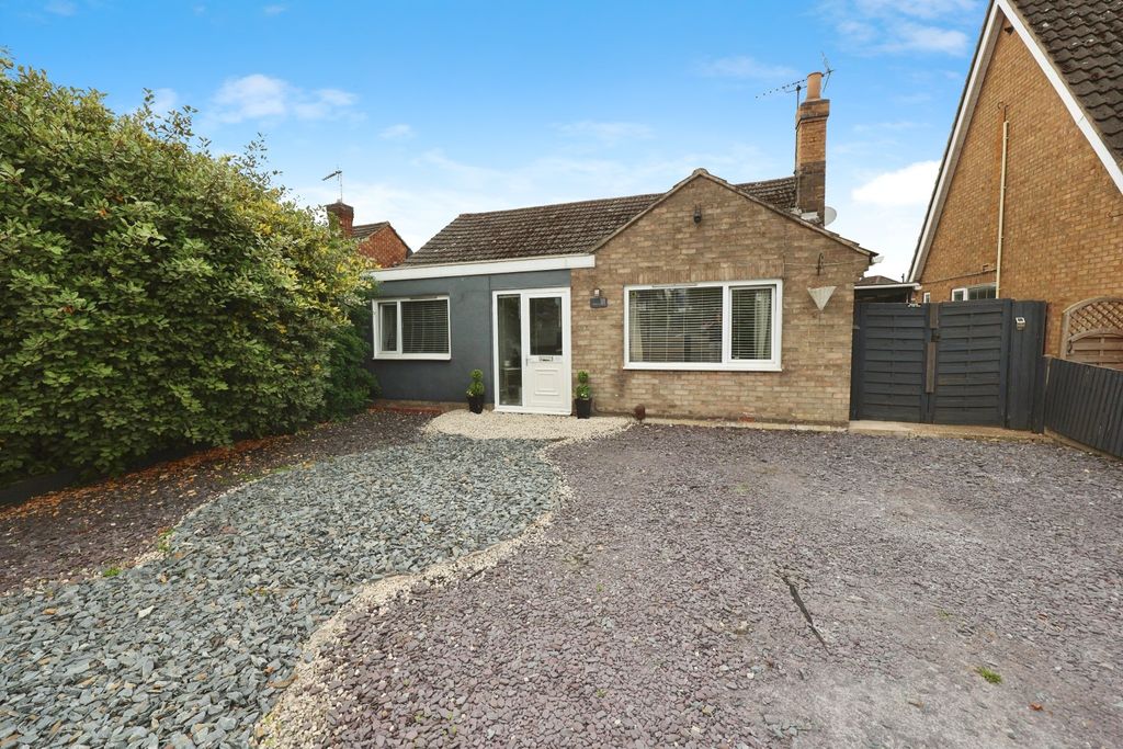 Property photo 1 of 20 4268020