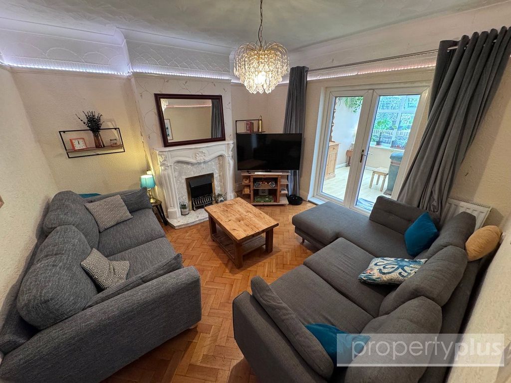 Property photo 2 of 22 Picture No. 07