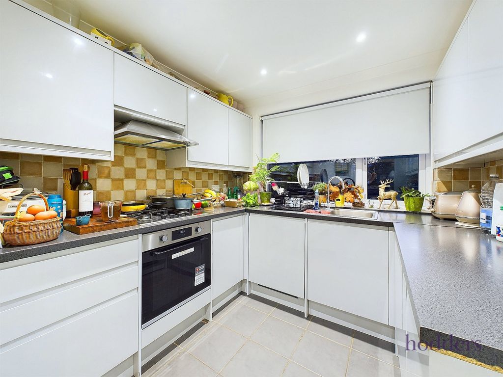 Property photo 2 of 10 Picture No. 24