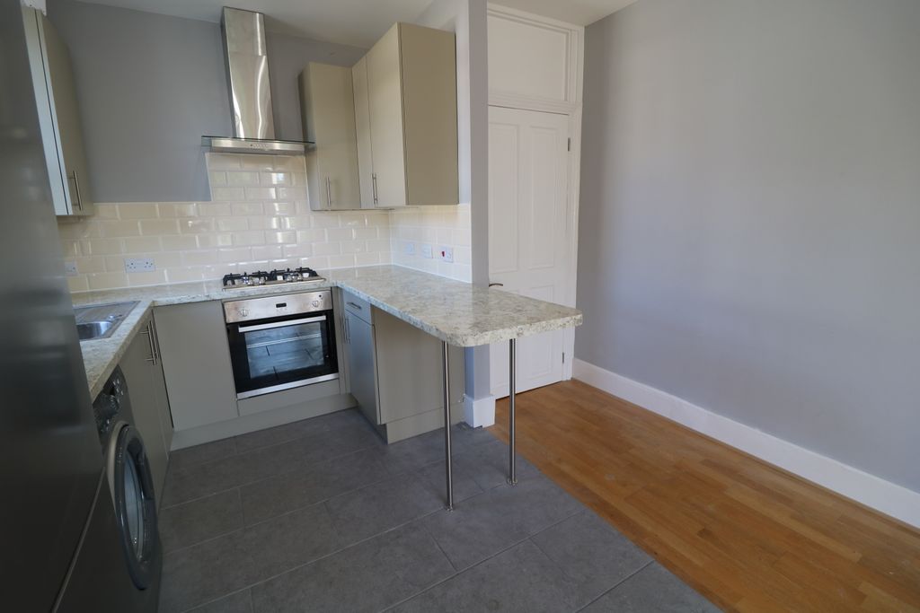 Property photo 3 of 13 Kitchen