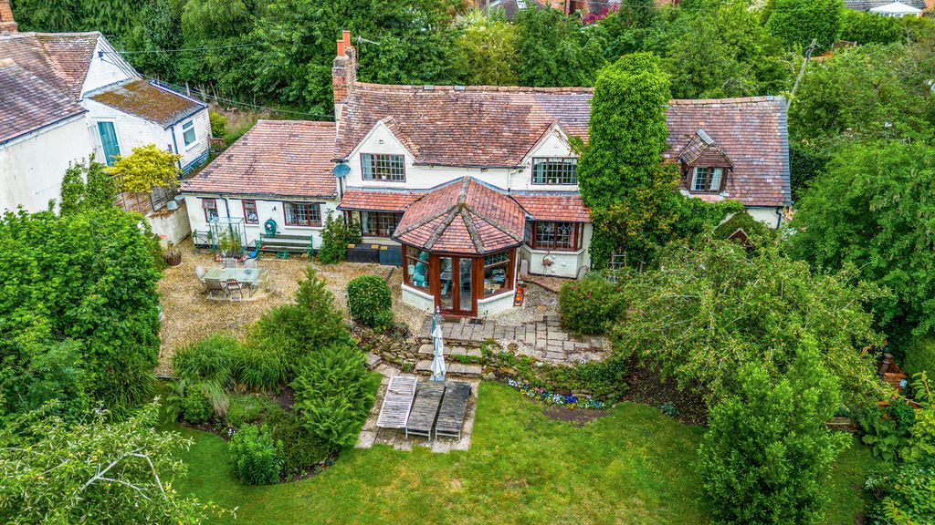 Property photo 1 of 27