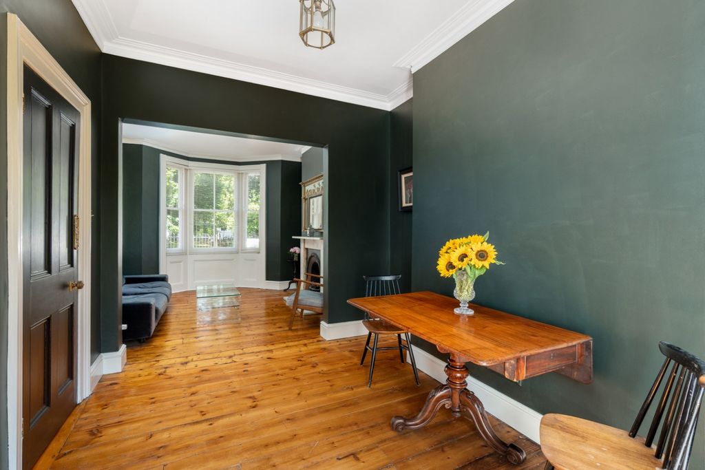Property photo 1 of 13 3712191