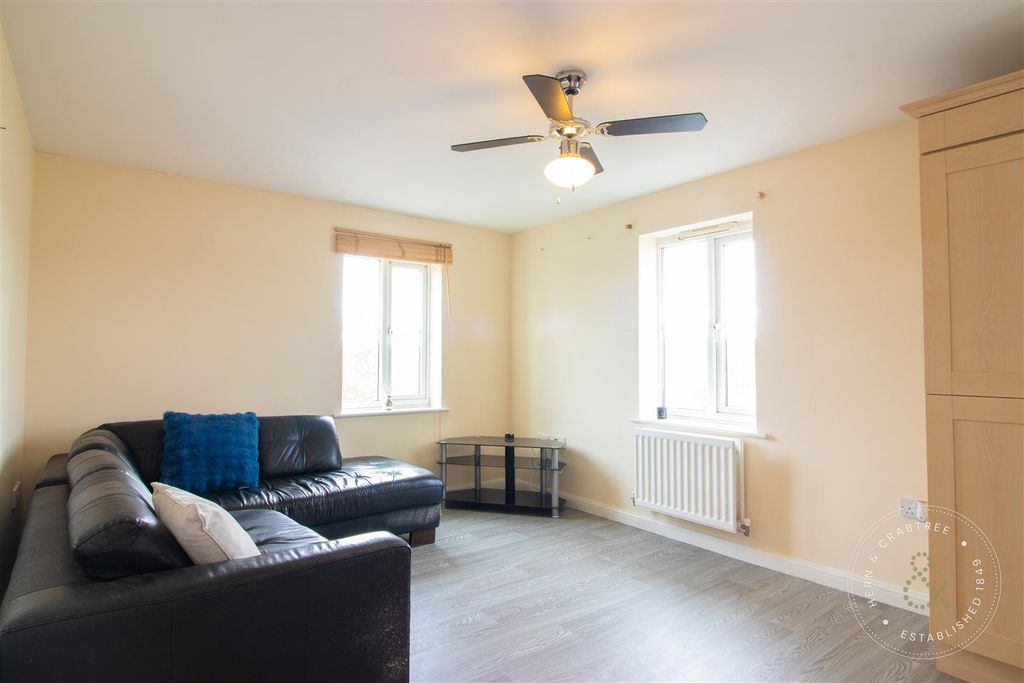 Property photo 2 of 18 Img_3739.Jpg