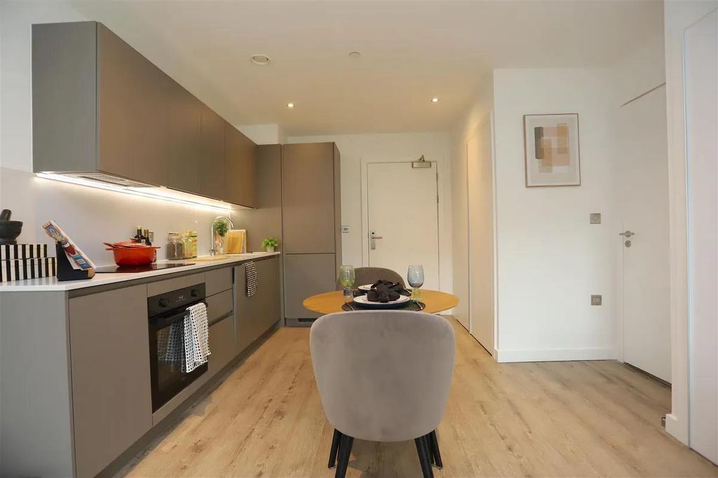 Property photo 1 of 3 1739745F49d5937Ed744Bc1E339145Bf2E9766A2.Png