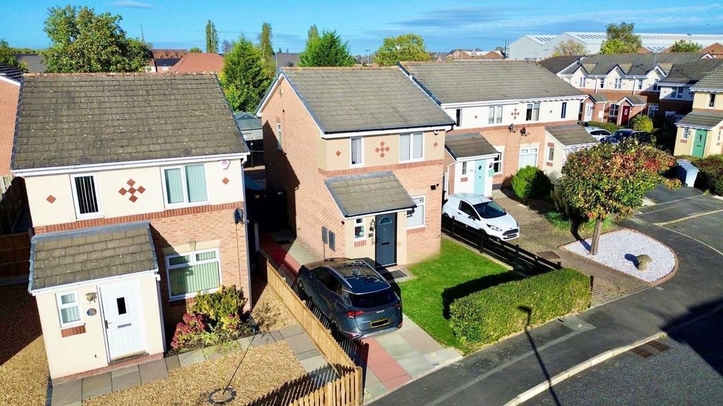 Property photo 1 of 15