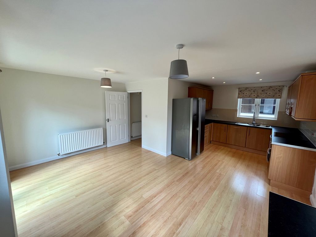 Property photo 3 of 13 Image