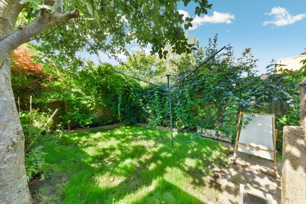 Property photo 2 of 11 Picture No. 04