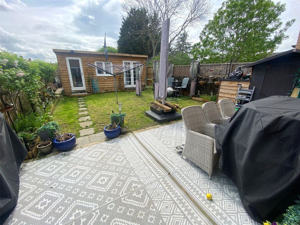 Property photo 2 of 13 Picture No. 37