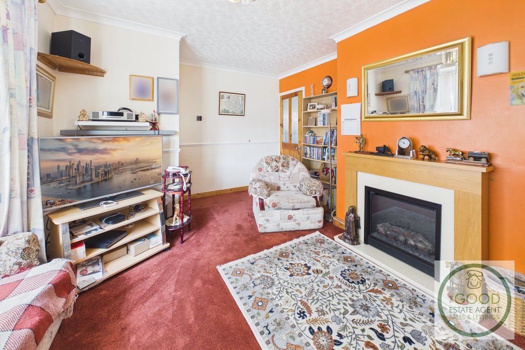 Property photo 3 of 17